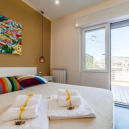Attico Oltremare Couette-café 4*