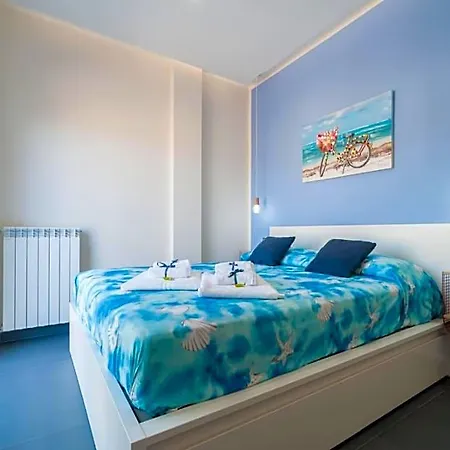 Bed & Breakfast Attico Oltremare Naples