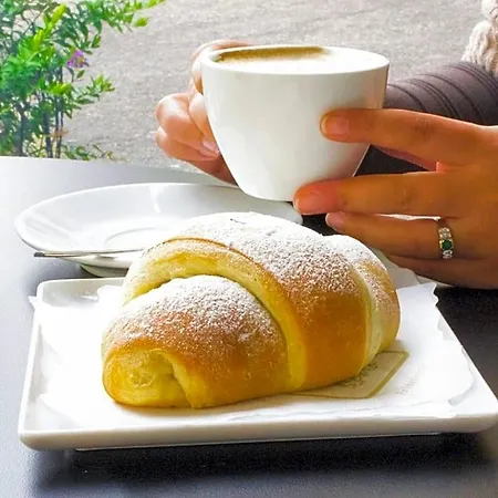 Attico Oltremare Bed & Breakfast Naples